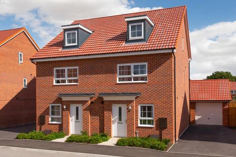 4 bedroom end terraced house for sale