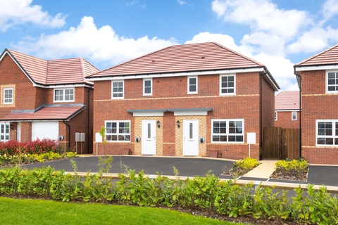 3 bedroom end terraced house for sale