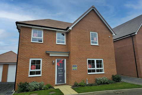 4 bedroom detached house for sale