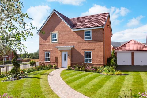 4 bedroom detached house for sale
