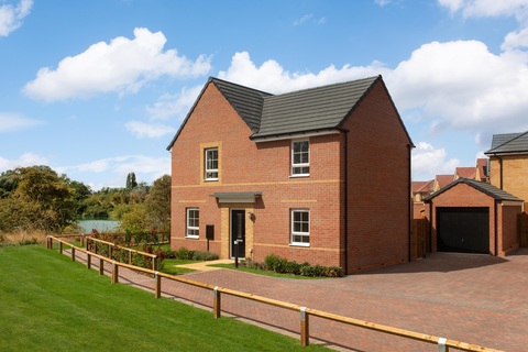 4 bedroom detached house for sale
