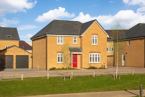 5 bedroom detached house for sale