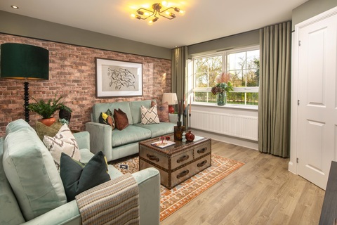 3 bedroom end terraced house for sale