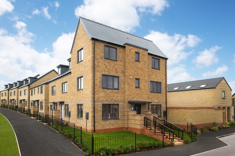 3 bedroom end terraced house for sale