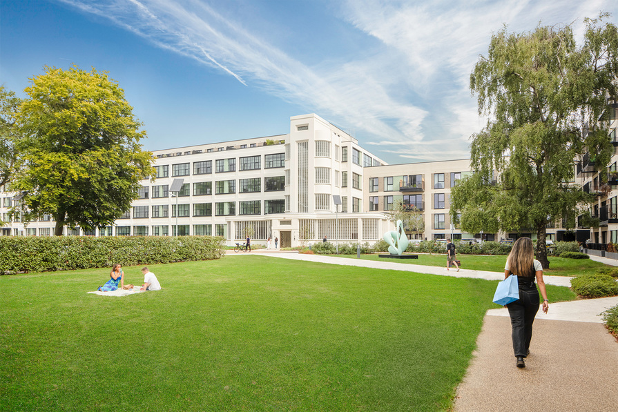 Botwell, Hillingdon UB3 