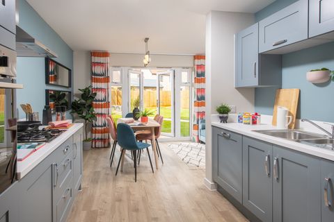 4 bedroom terraced house for sale
