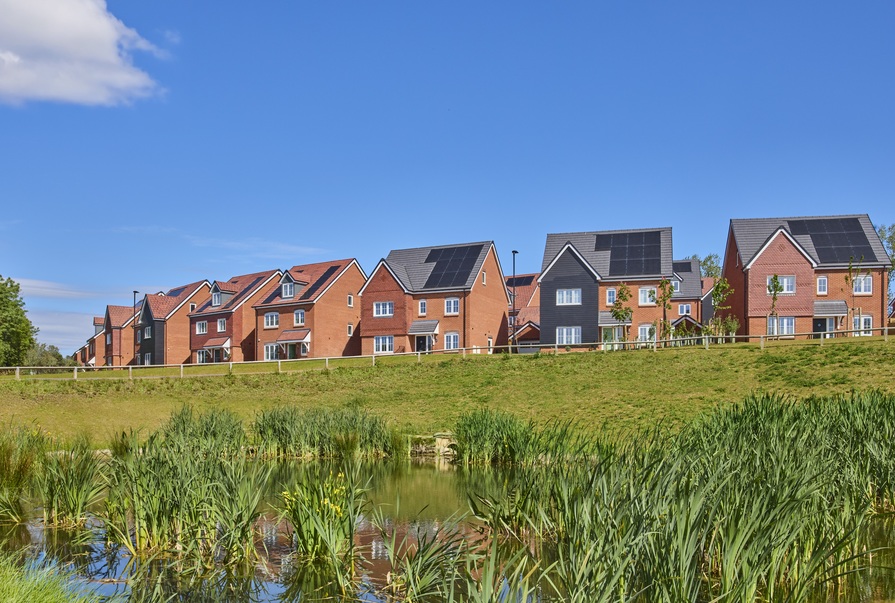 Cuffley, Hertfordshire EN6 