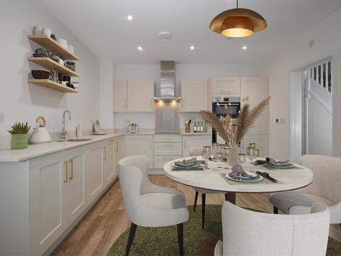 4 bedroom terraced house for sale