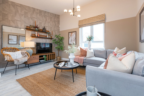 2 bedroom maisonette for sale