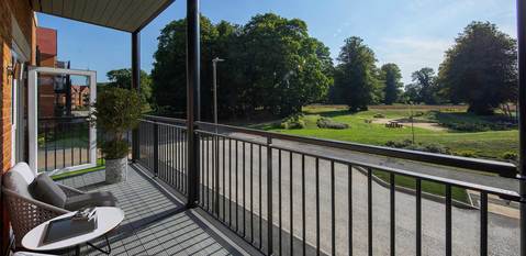 2 bedroom apartment for sale