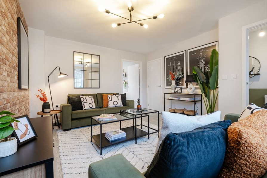 Rugby, Warwickshire CV21