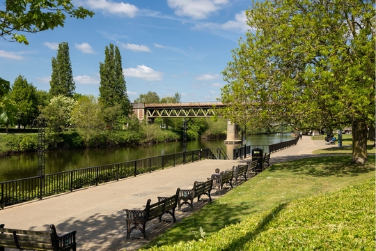 Lower Broadheath, Worcestershire WR2 
