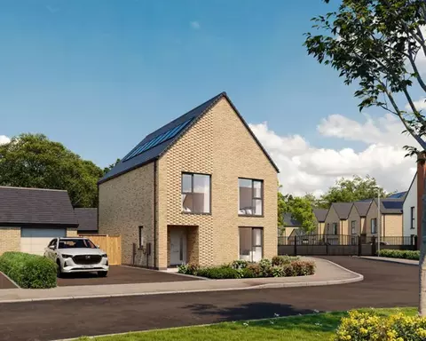 4 bedroom detached house for sale