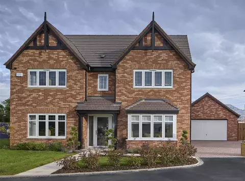 4 bedroom detached house for sale