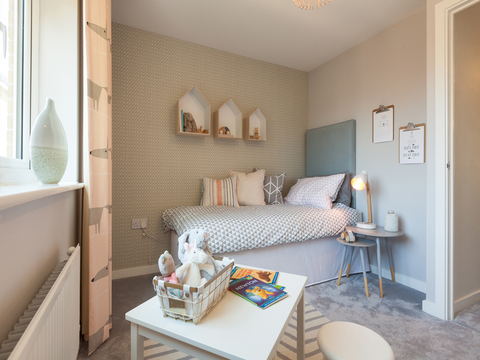 3 bedroom end terraced house for sale