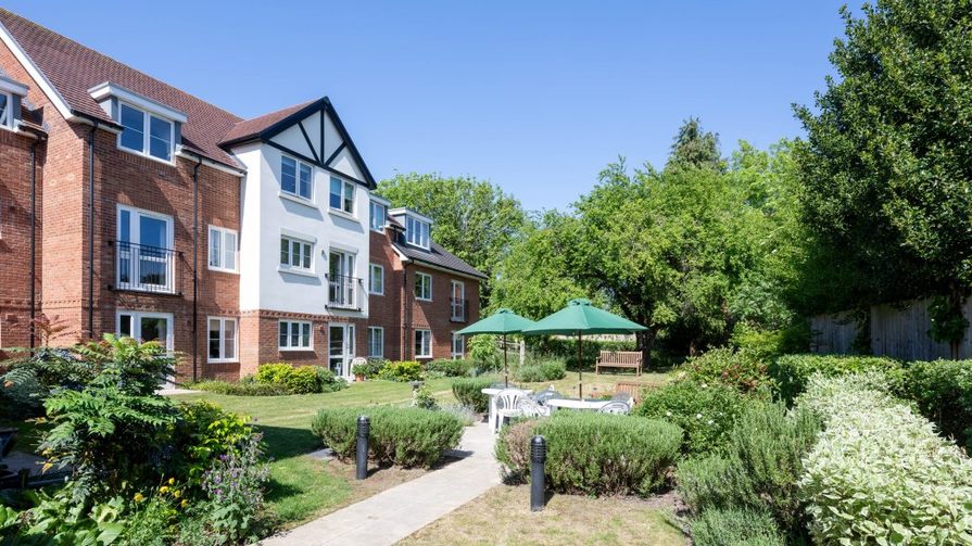 Selsdon Vale and Forestdale, Croydon CR2 