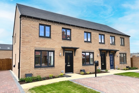 3 bedroom end terraced house for sale