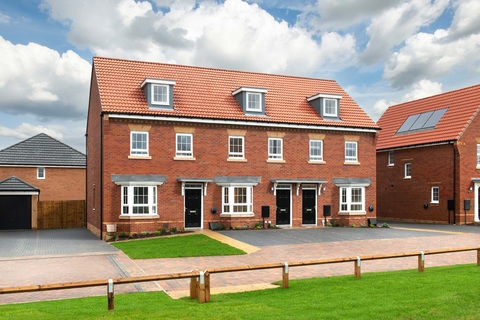 3 bedroom end terraced house for sale