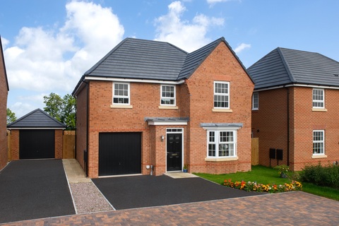 4 bedroom detached house for sale