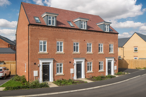 3 bedroom end terraced house for sale