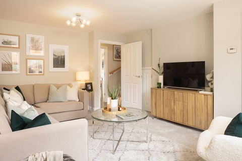 3 bedroom end terraced house for sale