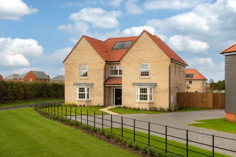 5 bedroom detached house for sale