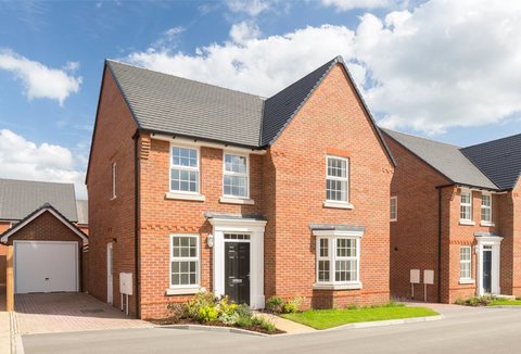 4 bedroom detached house for sale