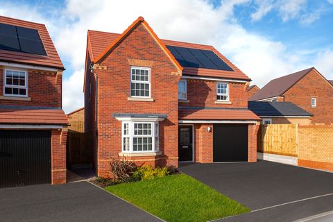 4 bedroom detached house for sale