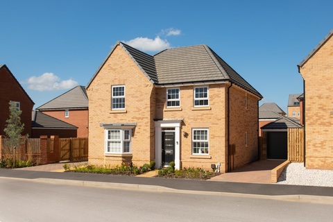 4 bedroom detached house for sale