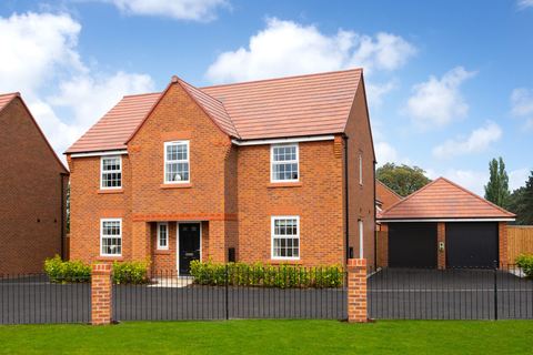 4 bedroom detached house for sale