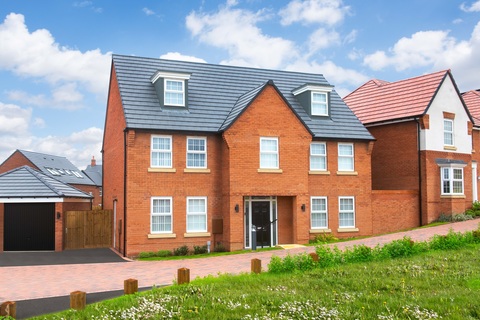 5 bedroom detached house for sale