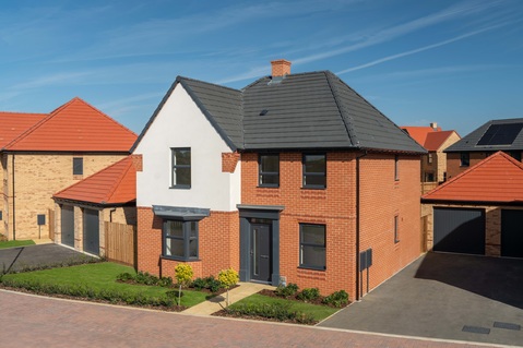 4 bedroom detached house for sale