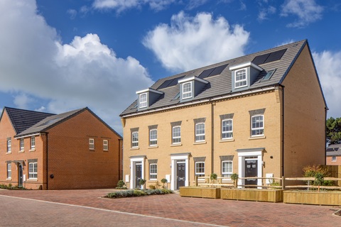 3 bedroom terraced house for sale