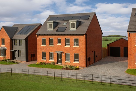 5 bedroom detached house for sale