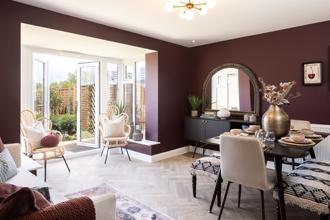 3 bedroom end terraced house for sale