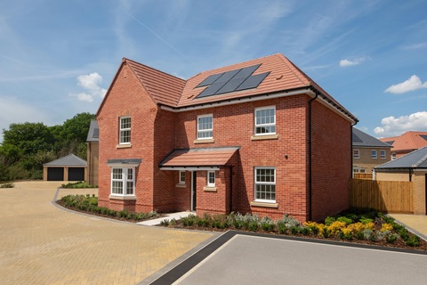 5 bedroom detached house for sale
