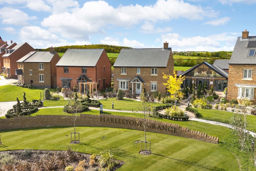 Northampton, Northamptonshire NN5 