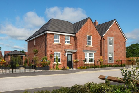 4 bedroom detached house for sale