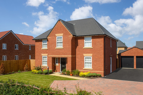 4 bedroom detached house for sale
