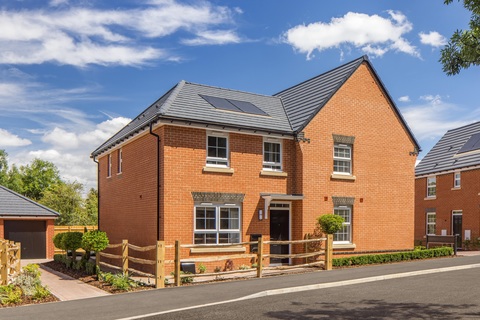 3 bedroom end terraced house for sale