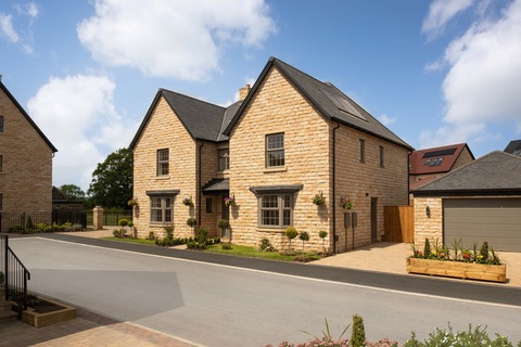 5 bedroom detached house for sale