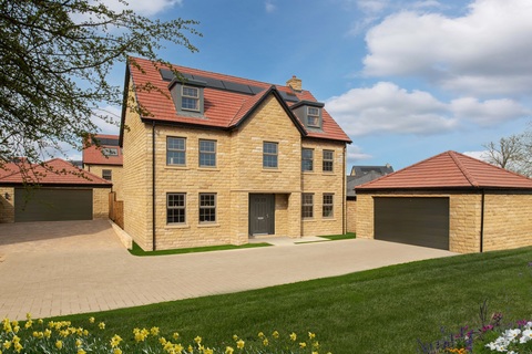 5 bedroom detached house for sale