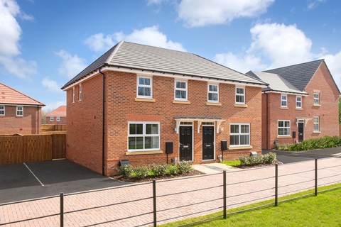 3 bedroom end terraced house for sale