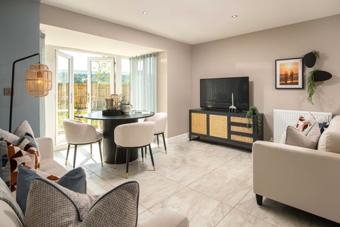 3 bedroom end terraced house for sale