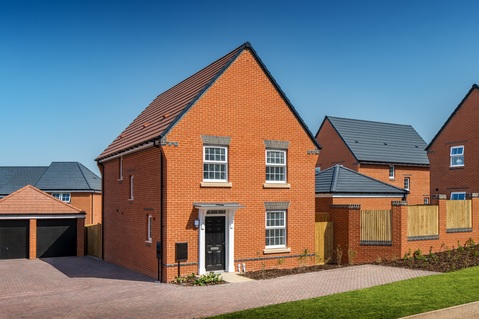4 bedroom detached house for sale