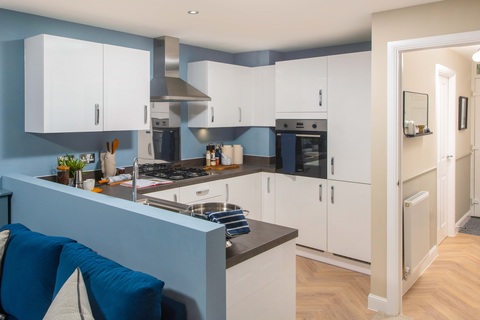 3 bedroom end terraced house for sale