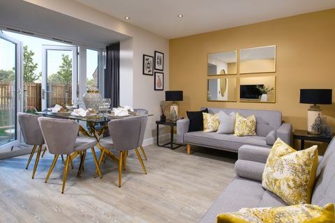 3 bedroom end terraced house for sale