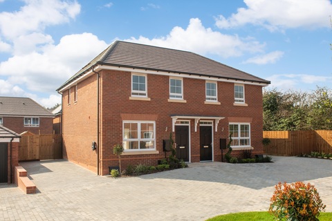 3 bedroom semi detached house for sale