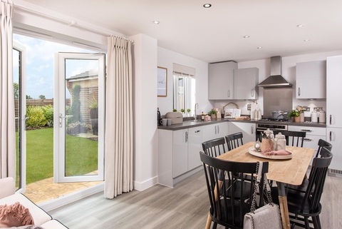 2 bedroom end terraced house for sale