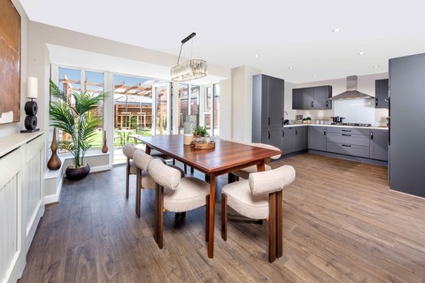 Studio detached house for sale